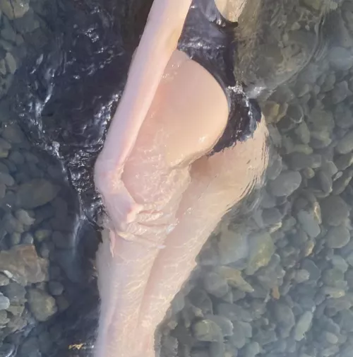 hi hi bb by itselina