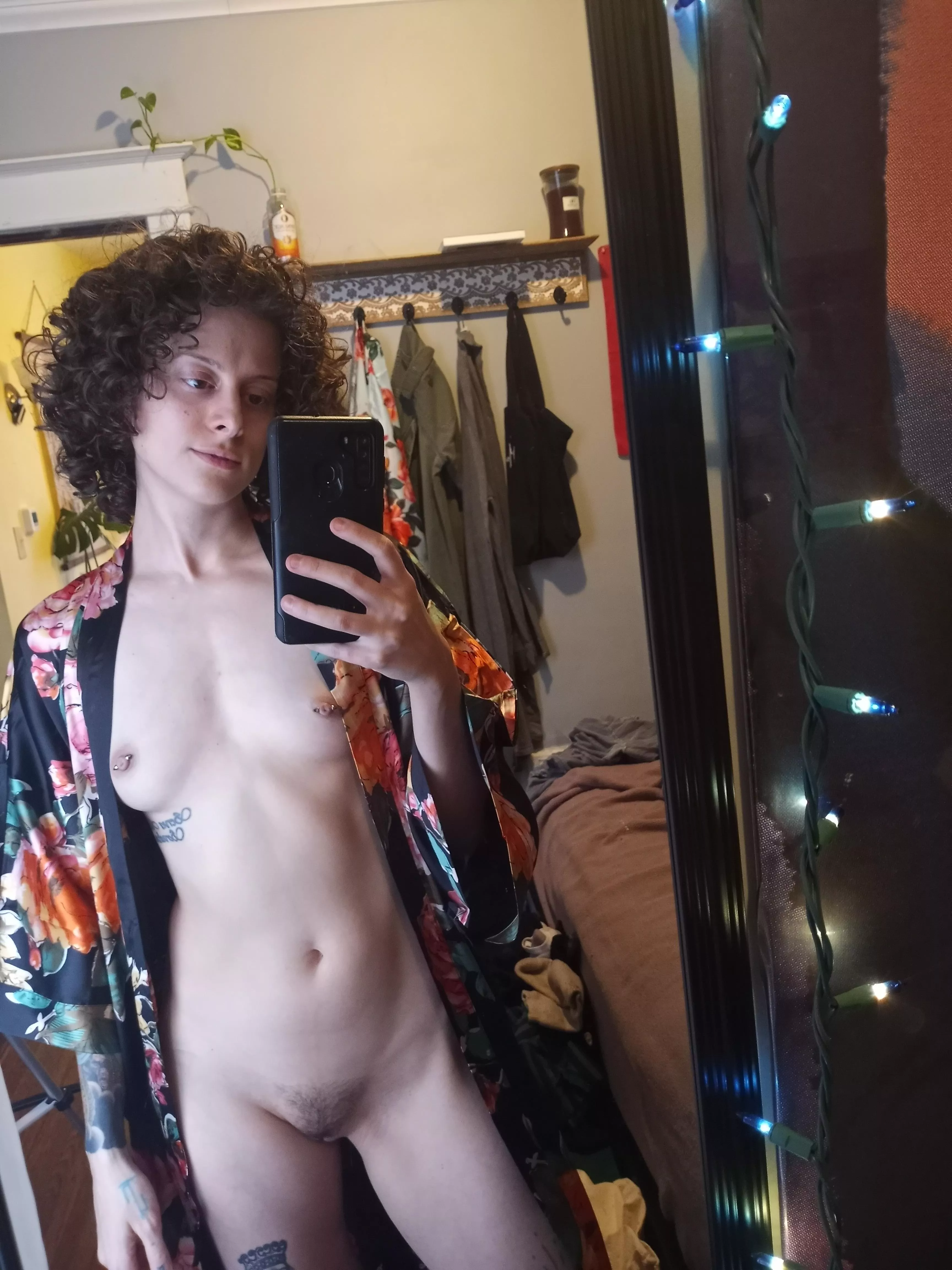 Hi posted by LayneeDivinee