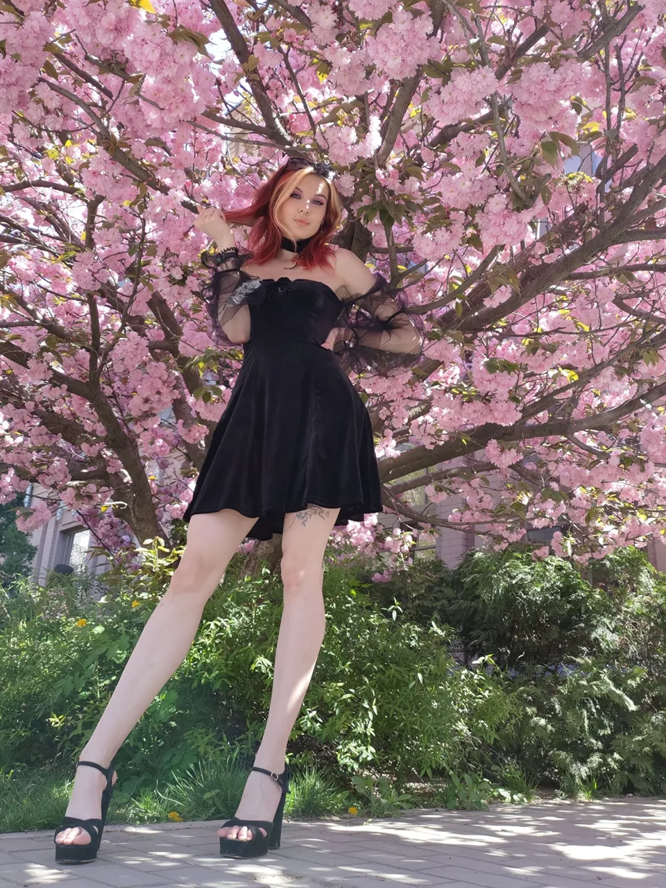 Hi 😌 hope I am not too pale? posted by lidkabanditka