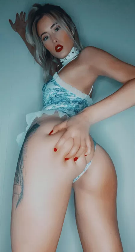 Hi, how are ya? by RichelleDragon