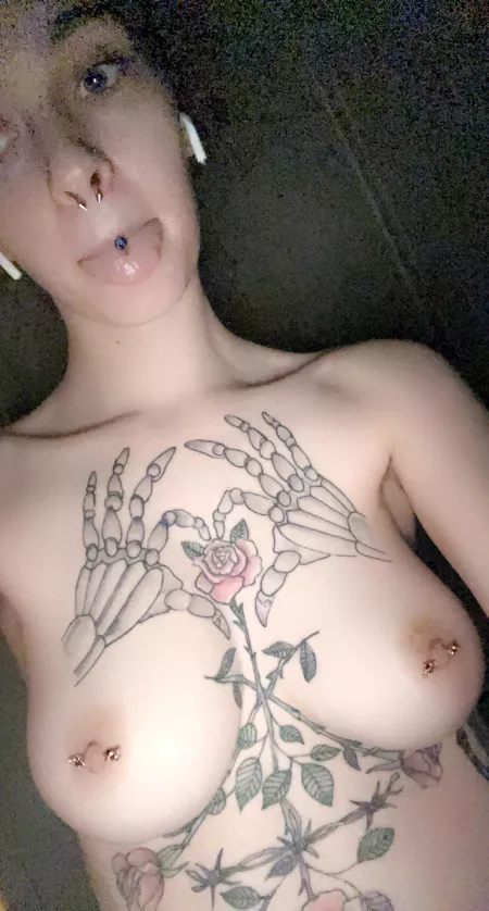 Hi, how is everyone’s Friday? by lovinmasochist41