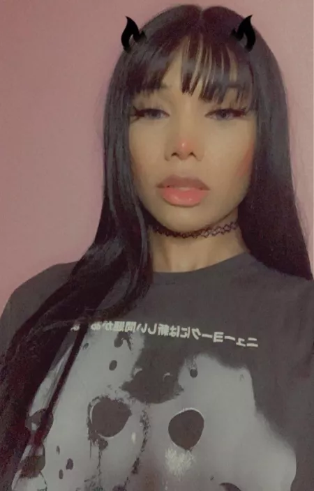 hi, i get ignored every time i post in here and it’s so upsetting lol 😩 by dolldelphine