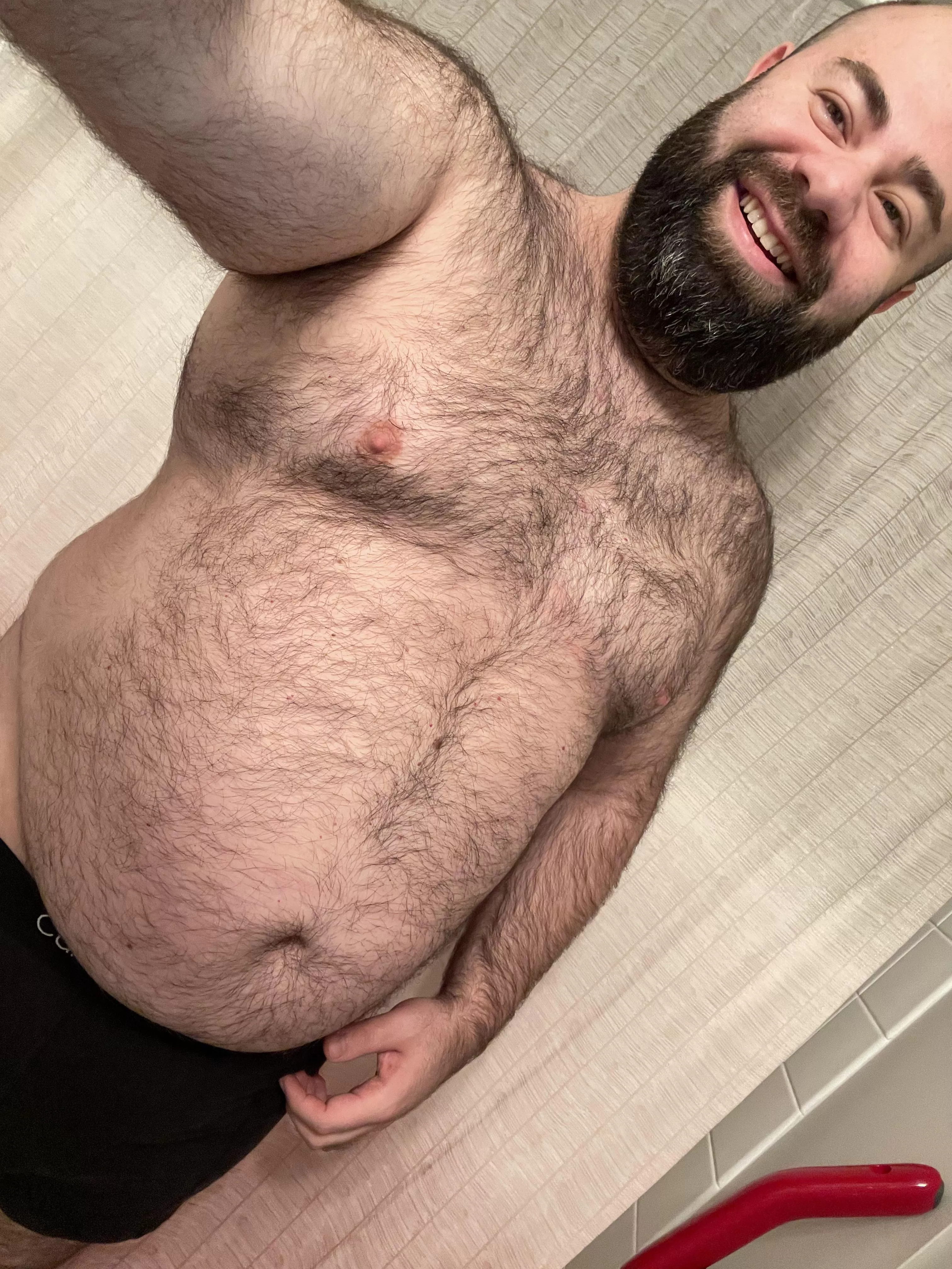 Hi 👋 posted by canadianbearxxx