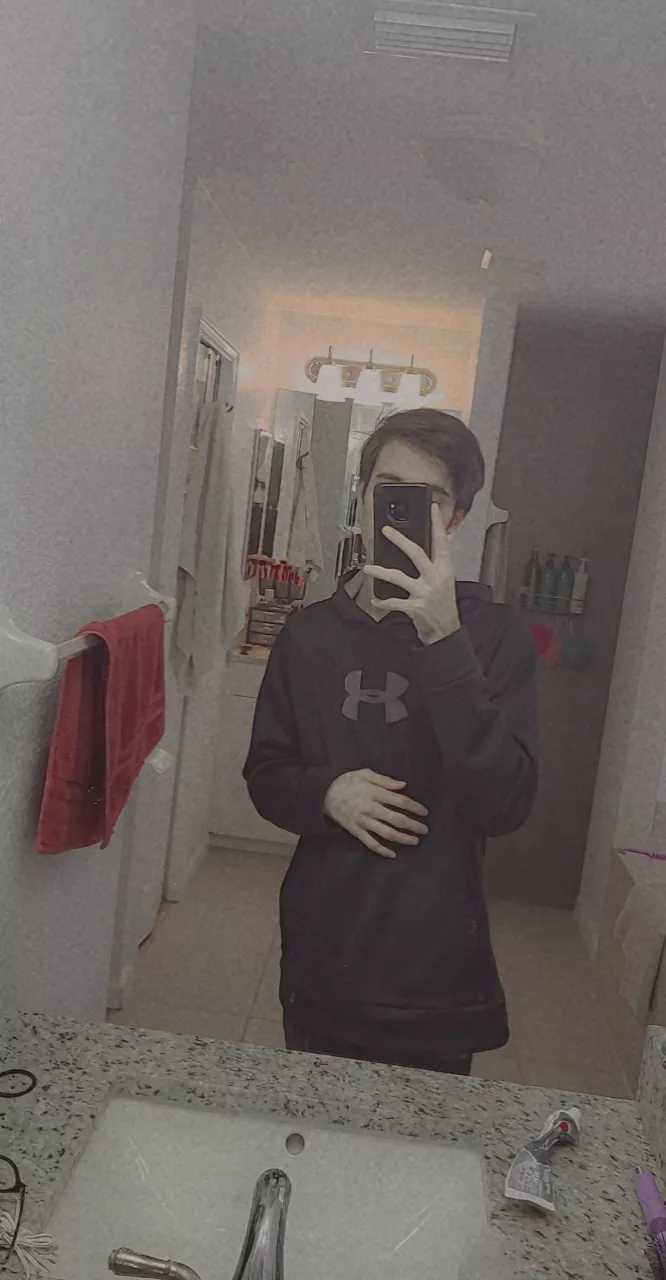 Hi I'm 19 and a virgin and I really would like to get cucked The only issue is I don't have a girlfriend I'm in North Port, FL posted by Johtololo