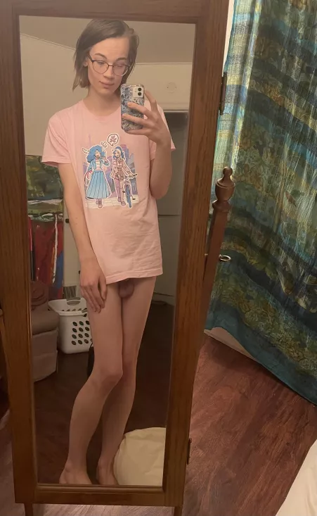 Hi I’m your new gf we legally have to cuddle now by alyssaisalittlebitch