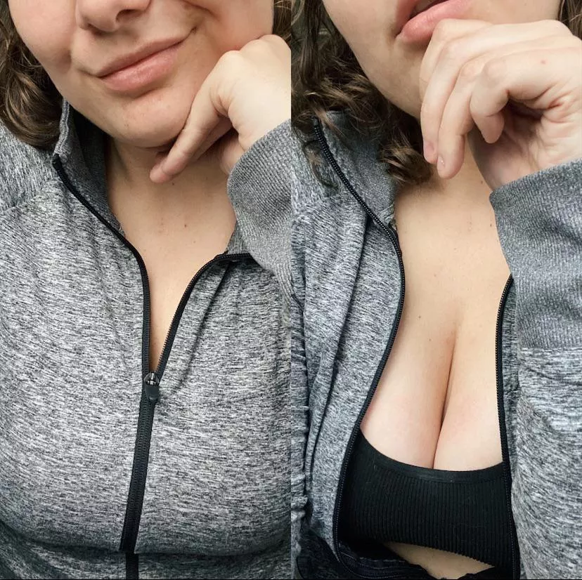 Hi, it’s gloomy here today so enjoy this picture of my cleavage 😘 posted by claireharperbehr