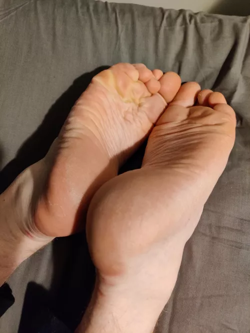 Hi, love hearing what people think or would do xx 😉 by Smicka