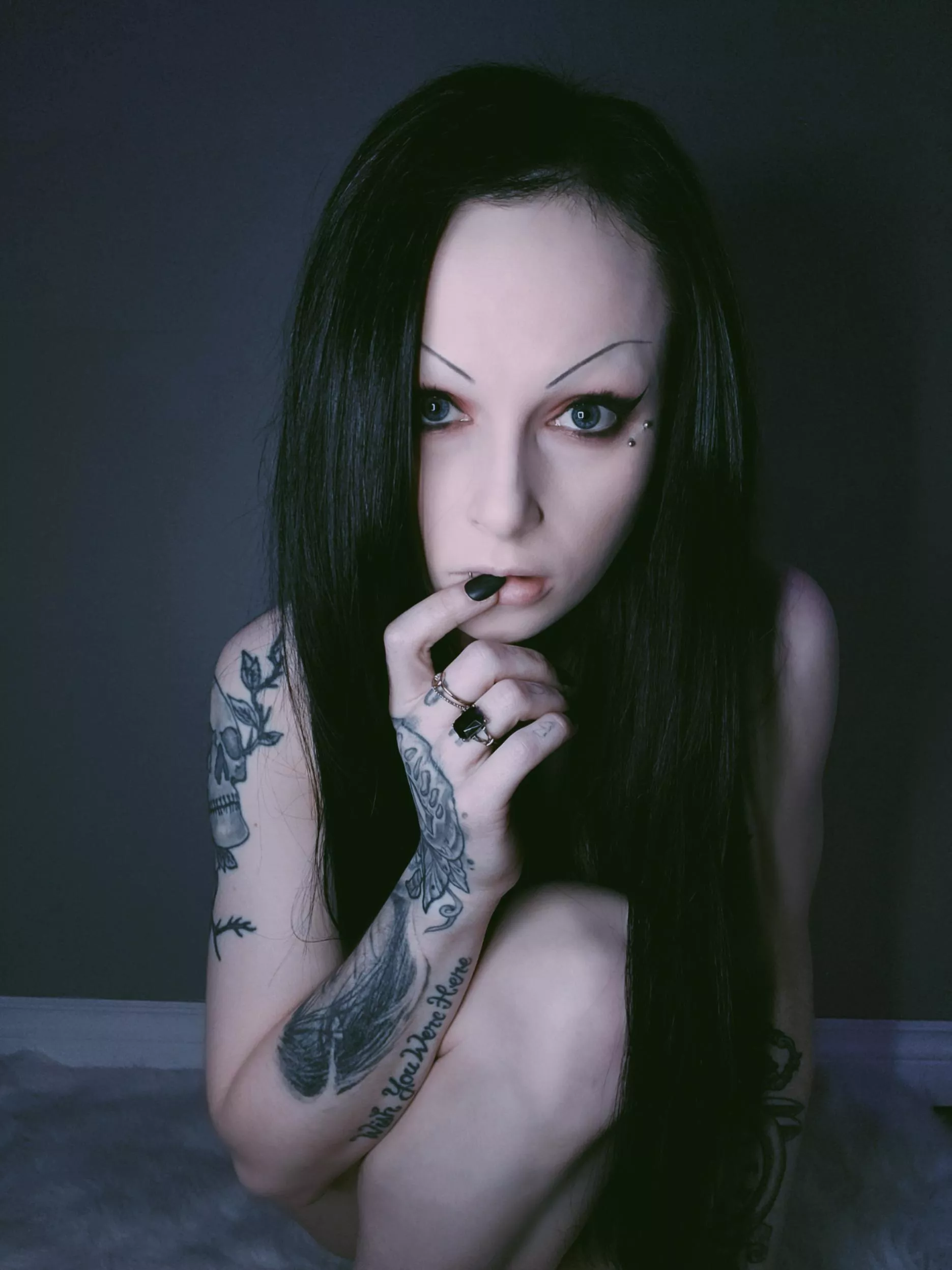 🖤 Hi posted by xmissxlilith