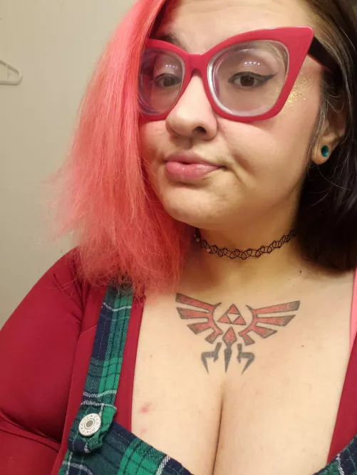 🖤💗 hi(: by alaskankitten