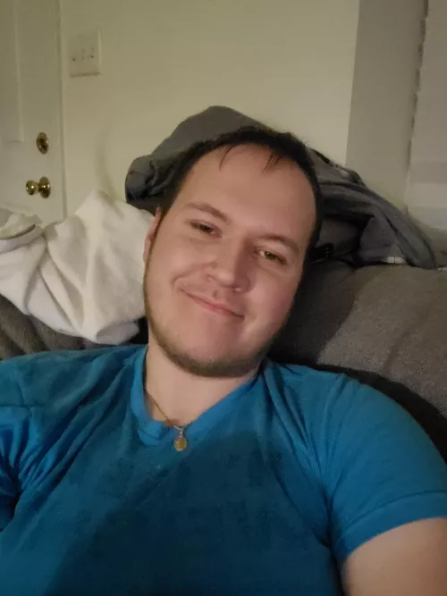 Hi :) by SlavUnicorn