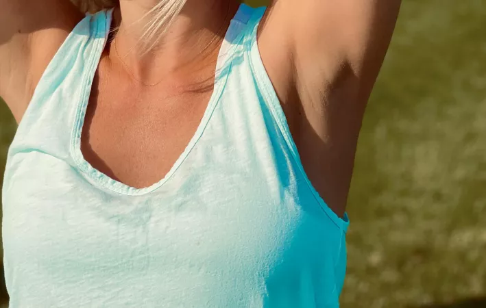 Hi! by littlefeet523