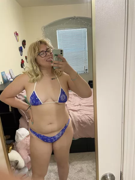 Hi. Say it back 🥺🥺 by babyprincessss