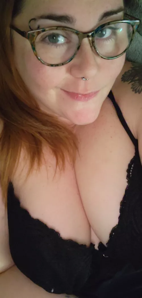 Hi:) That's all, just wanted to say hi by Lillythxo