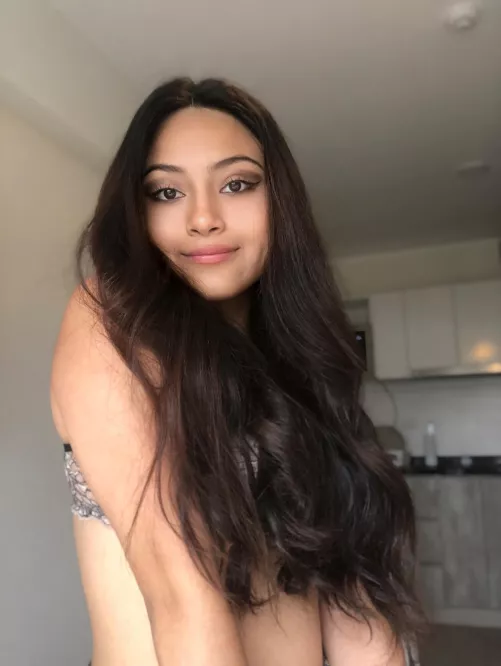 Hi there by Sweet_princess1