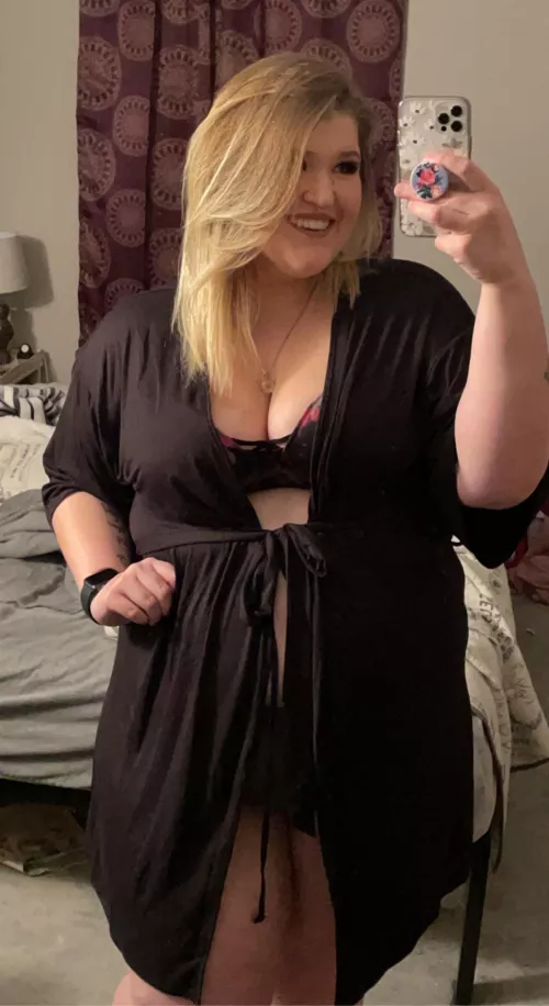 Hi there by mira-mis-tetas