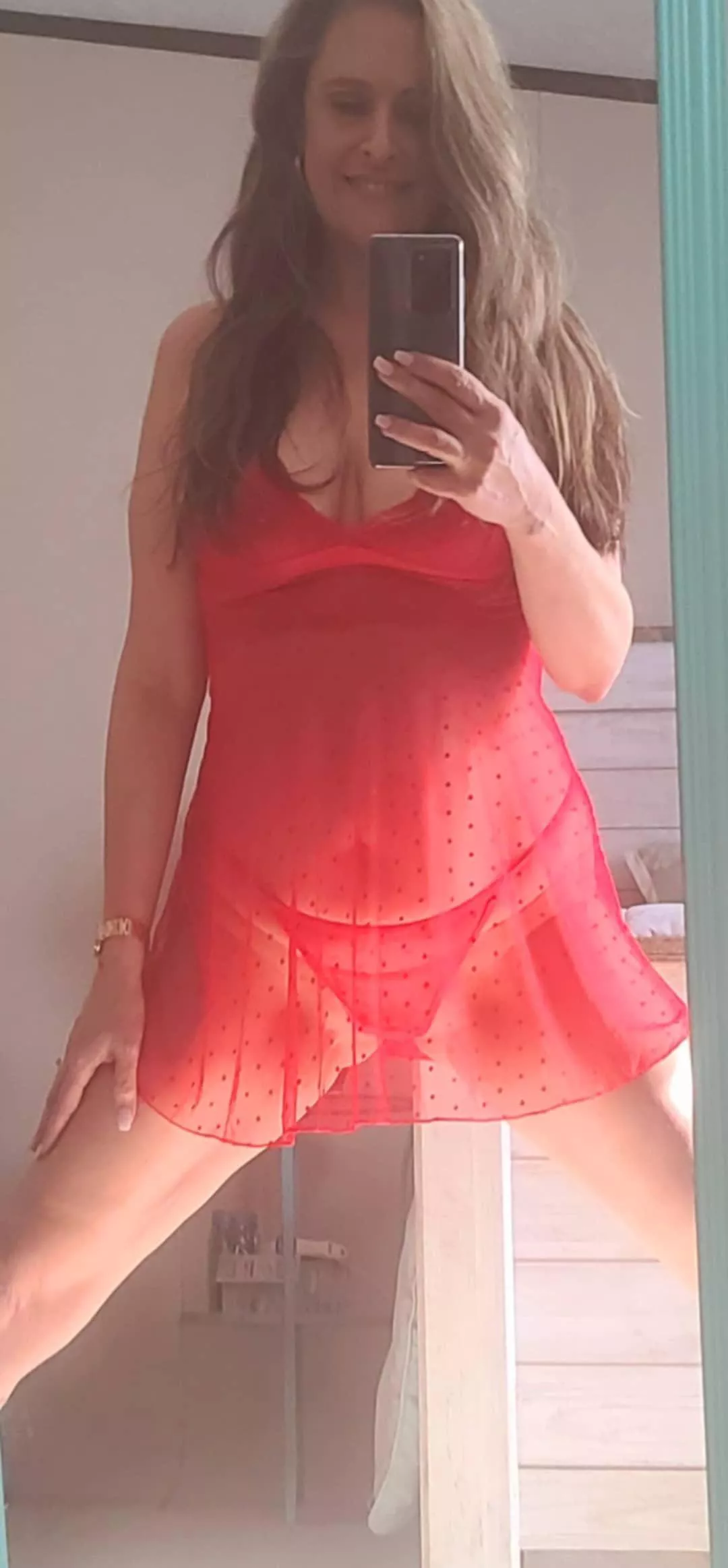 Hi there 💋 posted by annarose420