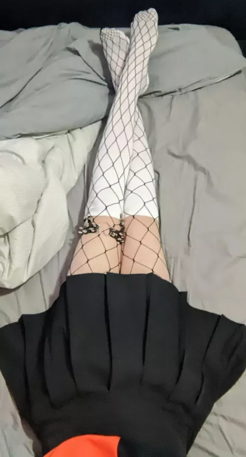 hi there by femboy_eclipse