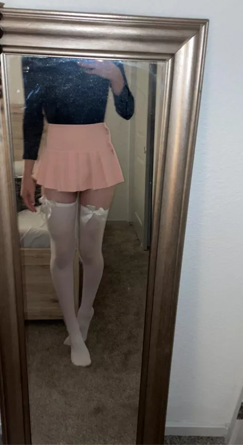 hi there 🙊🤓 by Independent_Score_59