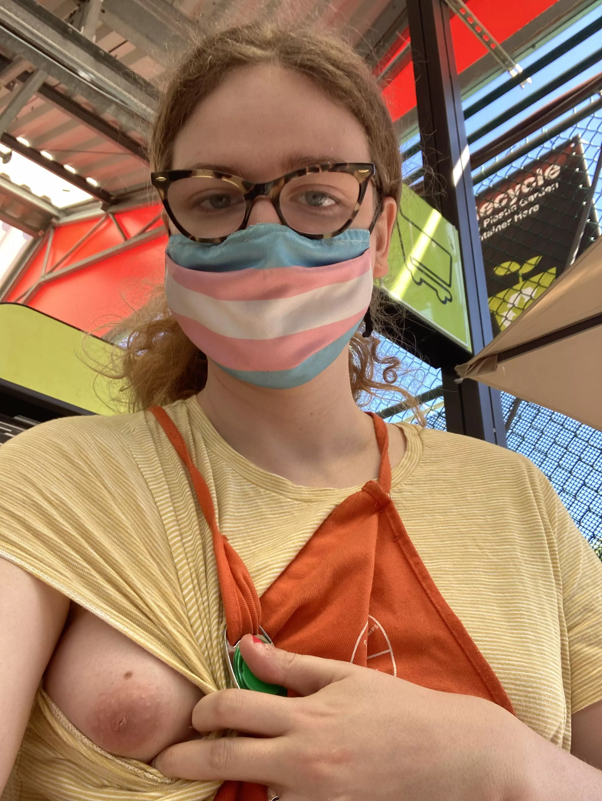 Hi there … how are you doing on this [f]ine afternoon? 😏 posted by GracieWinkler