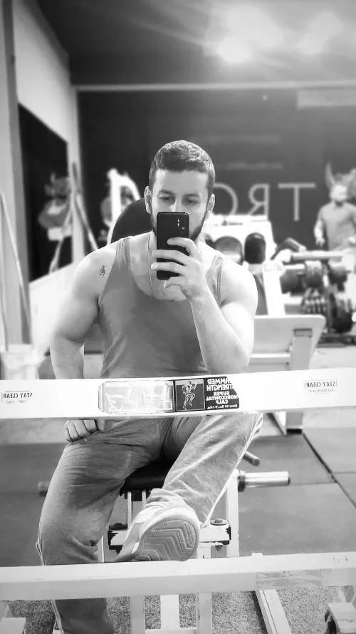 Hi there by Noone123345