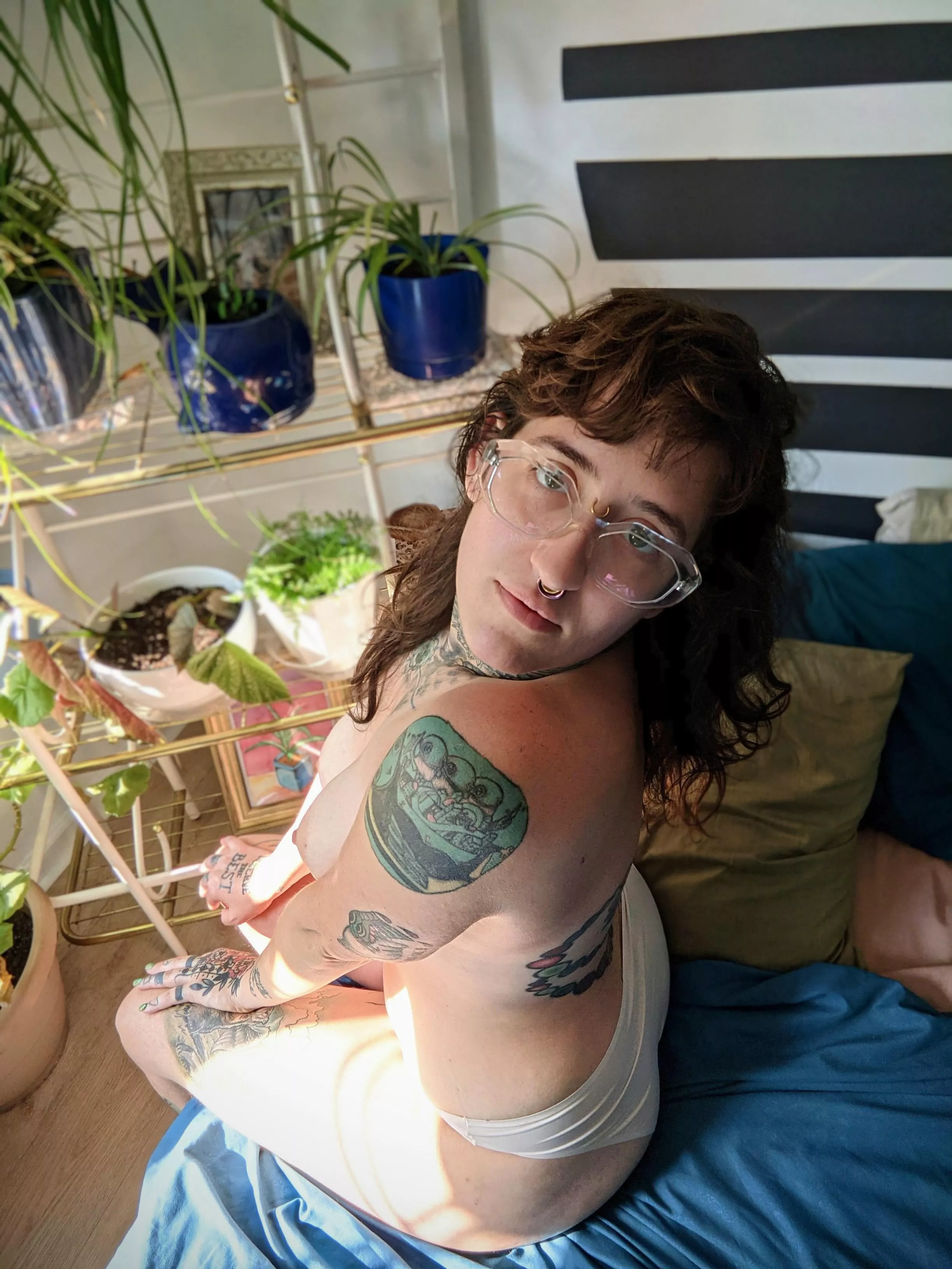 Hi there! [Oc] [f] posted by Blueocularfiend