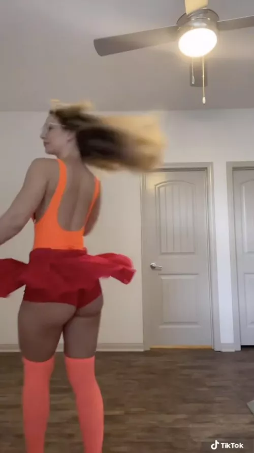 Hi Velma by TtHoes33