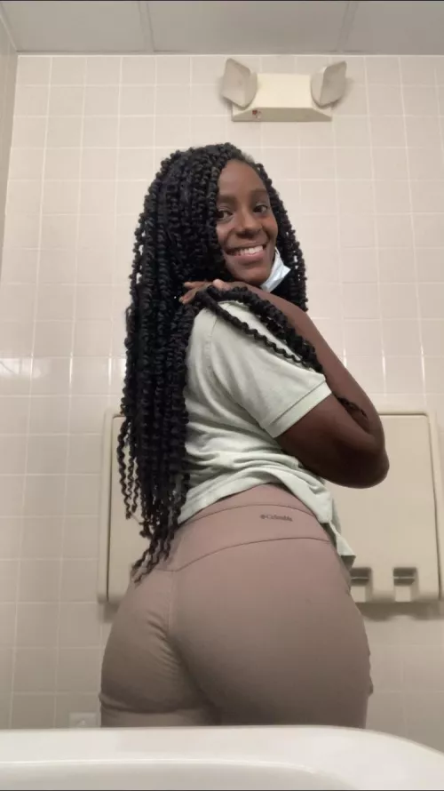 Hi (; by Divinecumslut