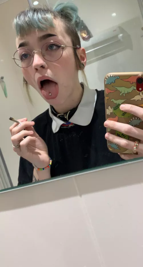 Hi x by fairy-little