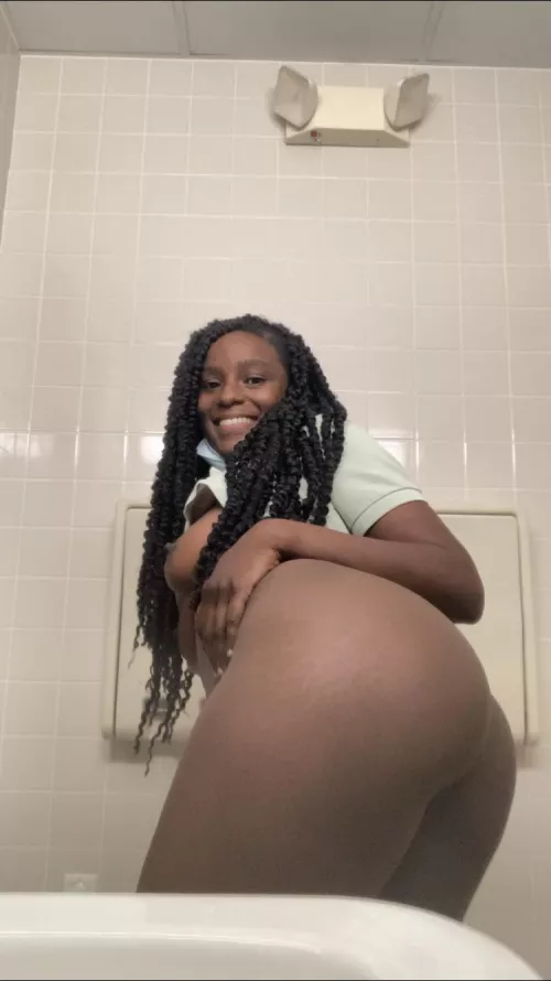 Hi (; by Divinecumslut