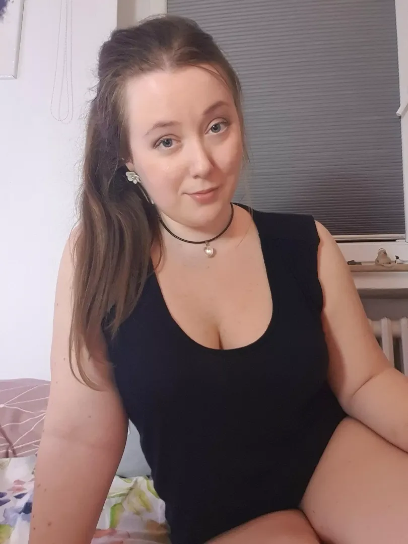 Hi posted by LilyMarie90