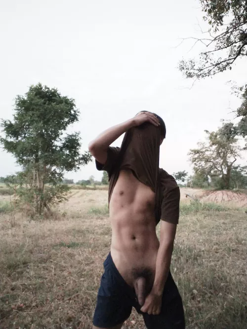 Hide and seek by Toye13