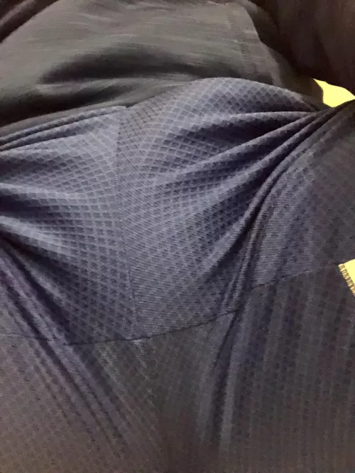 Hiding by Imjusttryingtobeme94