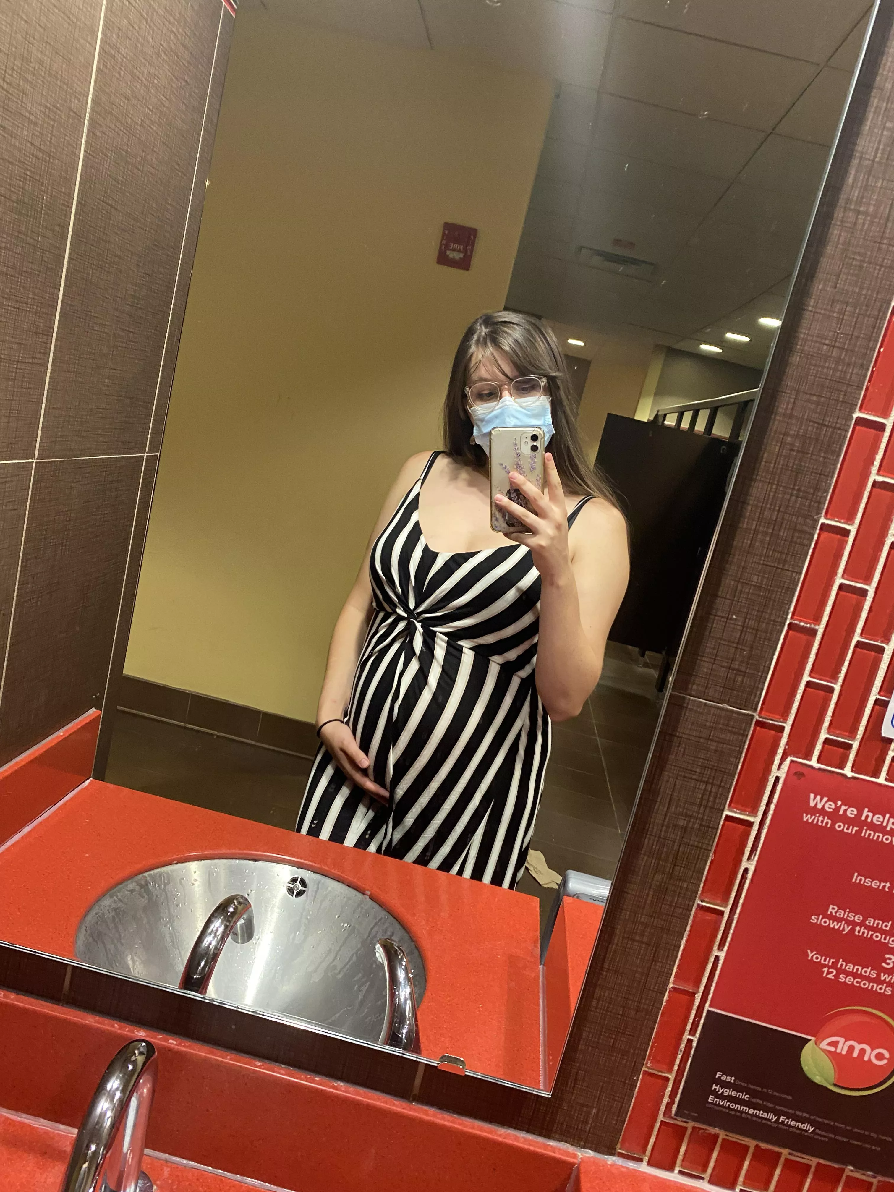 Hiding my bump pretty well what do you think? posted by LilRonnieRae