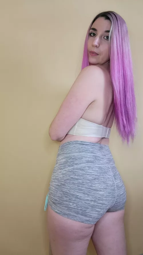 High-waisted but short in length. Just how I like it by theemeraldmistress