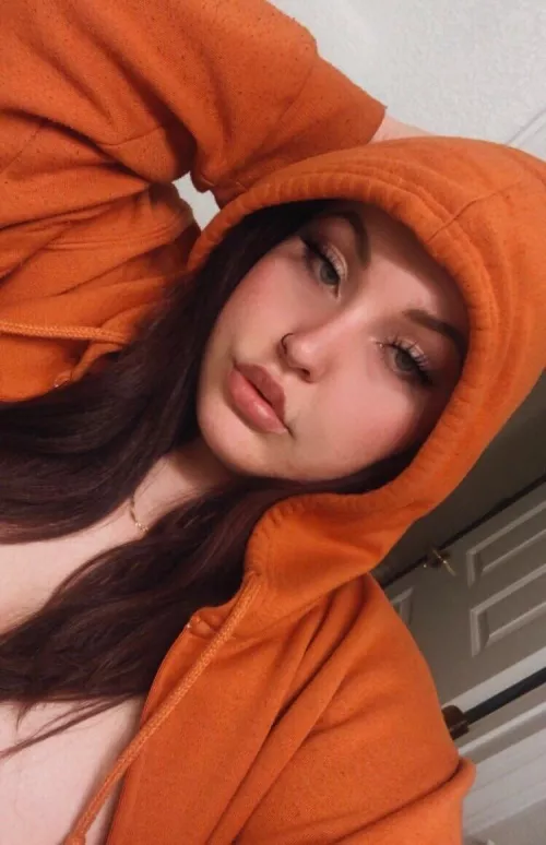 Hii🍁 by xplicitshae