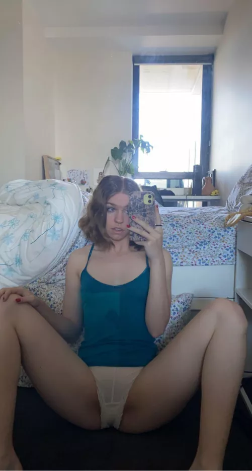 hiii im bored 🥺 by PrincessTahlia9