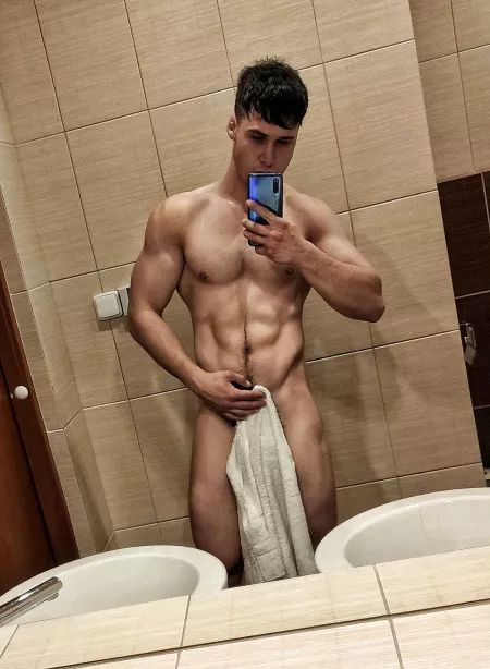 hiii , just took shower by sebexxx