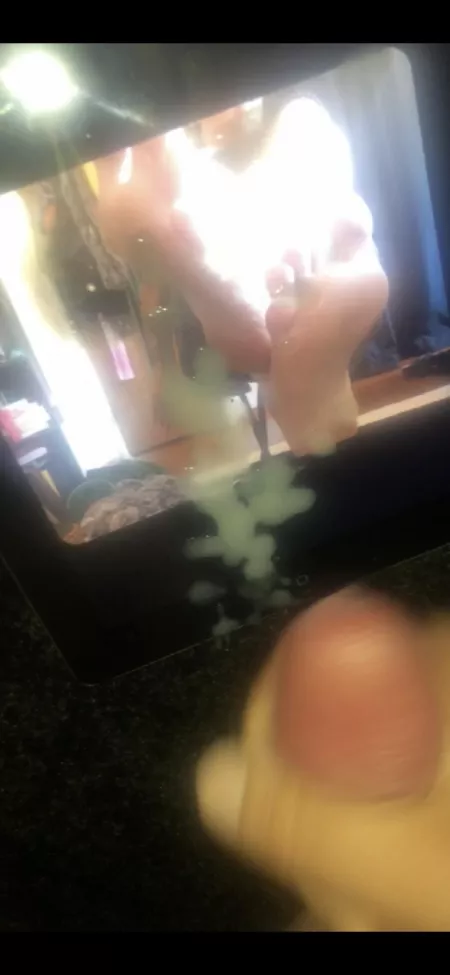 hiii by dahoneybadgerz