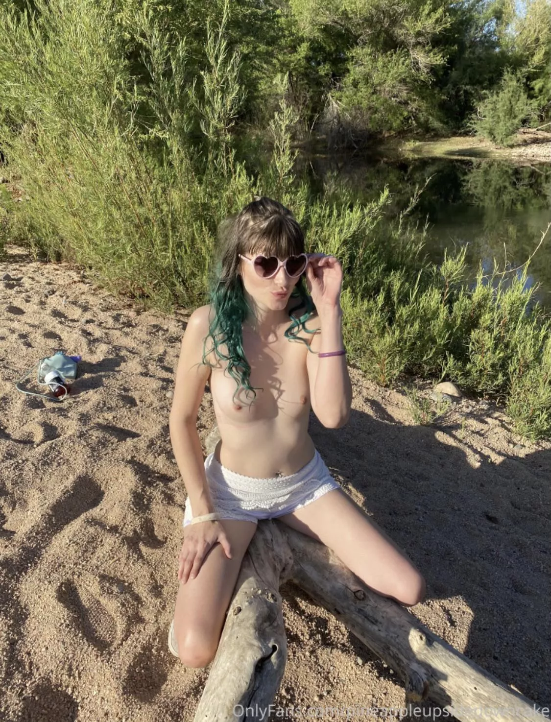 Hiiii posted by tkorzon5