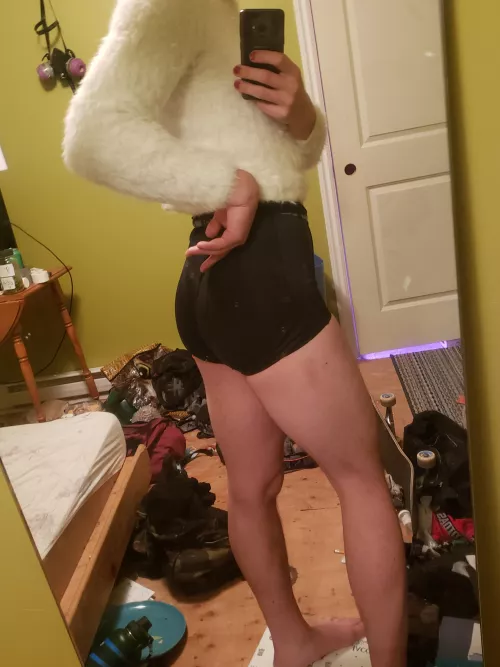 Hiiii🥰 again dose anyone know of sum cozzy Pajamas that I would look cute in🙈🥺 by TheStonedFemboy