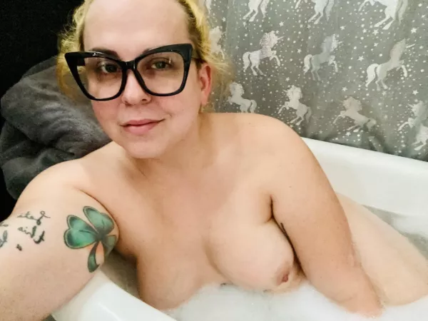 Hiiii cuties by camikins_