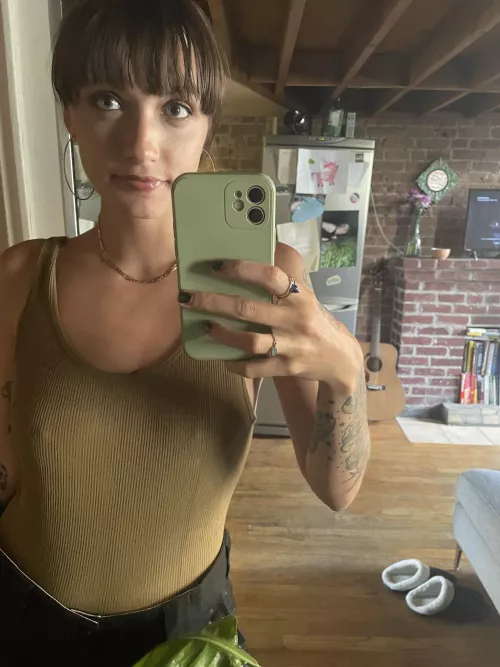 Hiiii 👀👀 by chachacha69