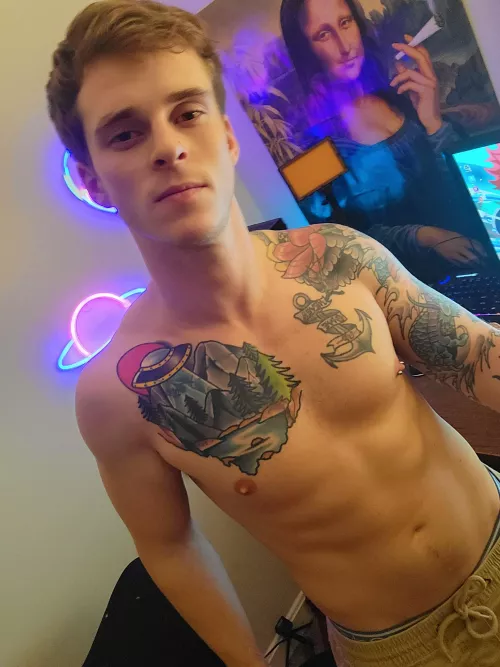 Hiiiii everyone! Ivan00ze here, I'm LIVE! Link in the comments! 😈😆 by ivan00ze420