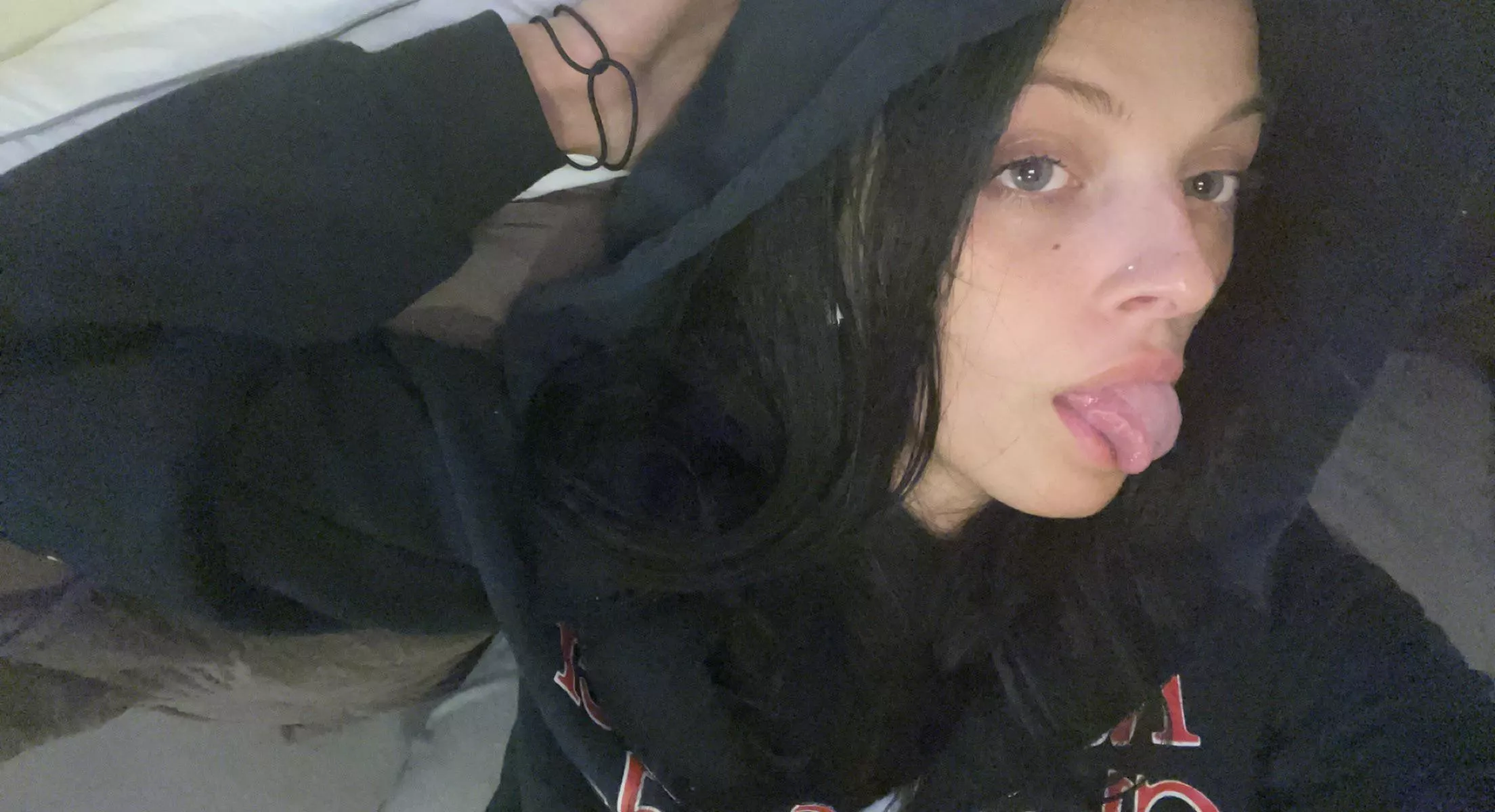 hiiiiii posted by bewitchmejasmine