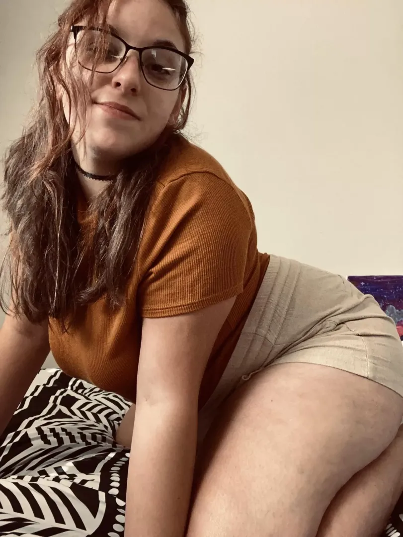 Hiiiiii Daddddddddyyyy. posted by Oliveyoubaby69666