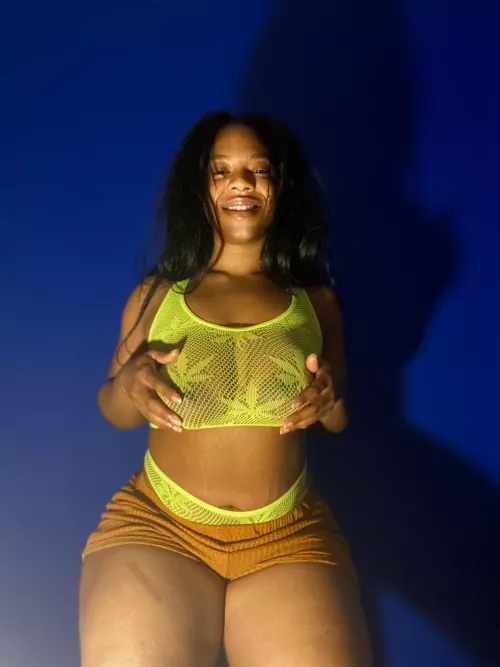 Hiiiiiiiiiiiiii 😋 by smokeandwhispers