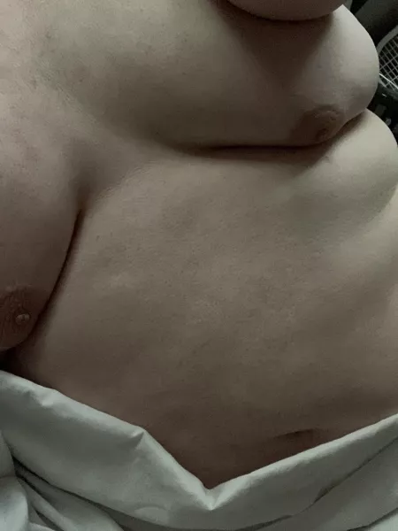 Hi...I’m new to all this 🥺 big guys need love too 🥺 by Socialseminary123