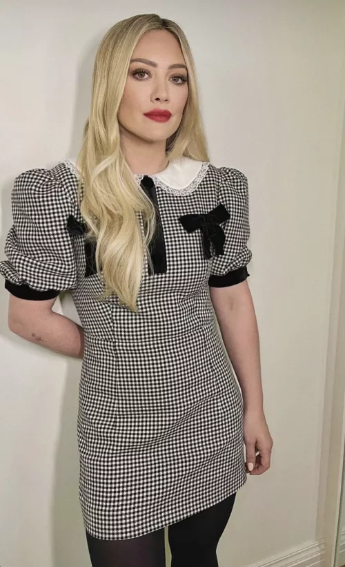 Hilary Duff by Sisiwakanamaru