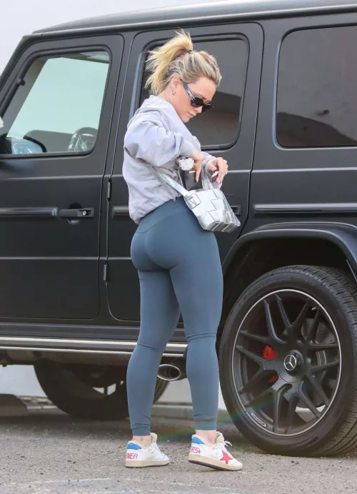 Hillary Duff 🍑 by _vincentvang0th_