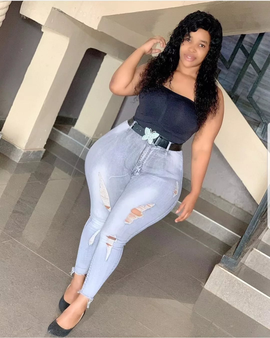 Hips Hips Hips posted by [deleted]